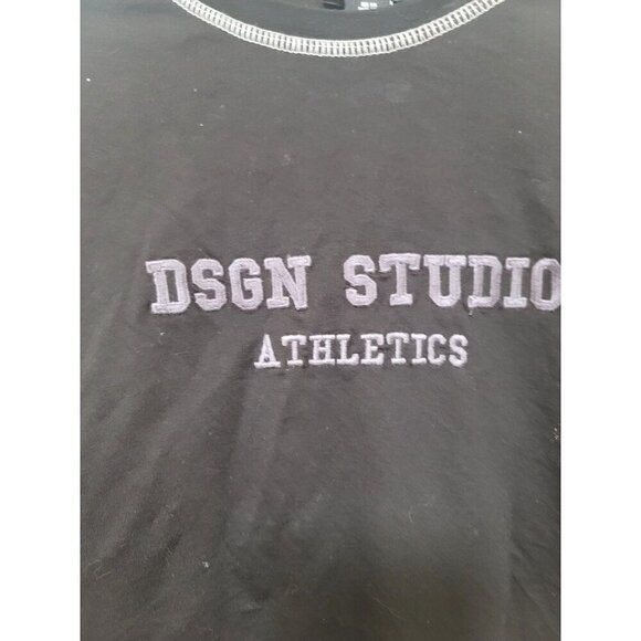 Boohoo Men's Athletics Black Front Embroidery T-Shirt Size 10 - Picture 5 of 8